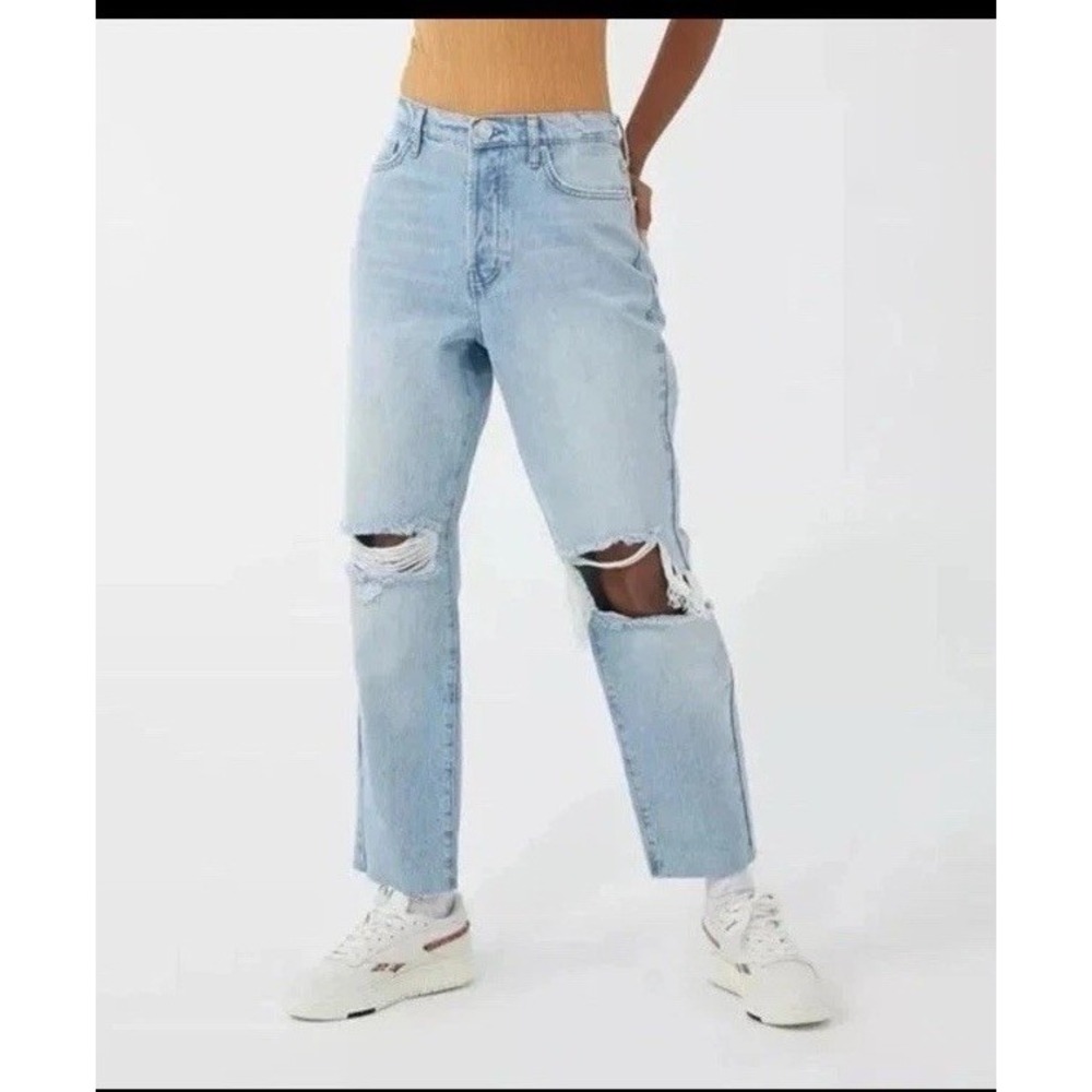 BDG‎ Urban Women's High-Waisted Slim Straight Jean Ripped Light Wash Size 28 NWT